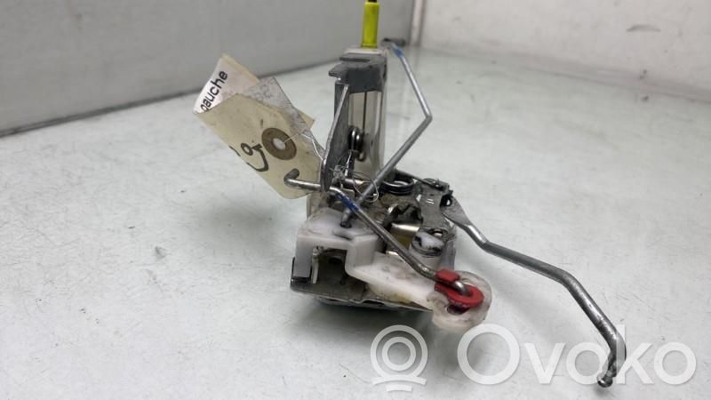 Toyota Aygo AB10 Serratura portiera anteriore 