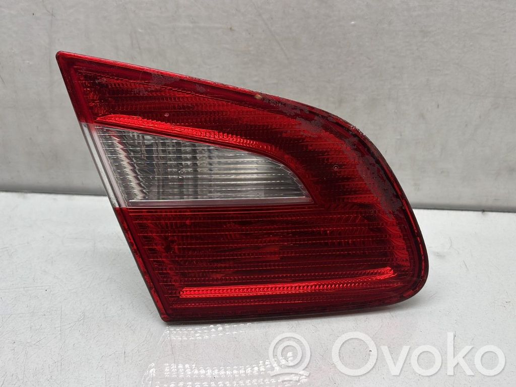 Skoda Superb B6 (3T) Lampă spate în capacul portbagajului 