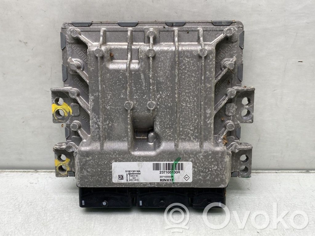 Renault Clio IV Engine control unit/module 