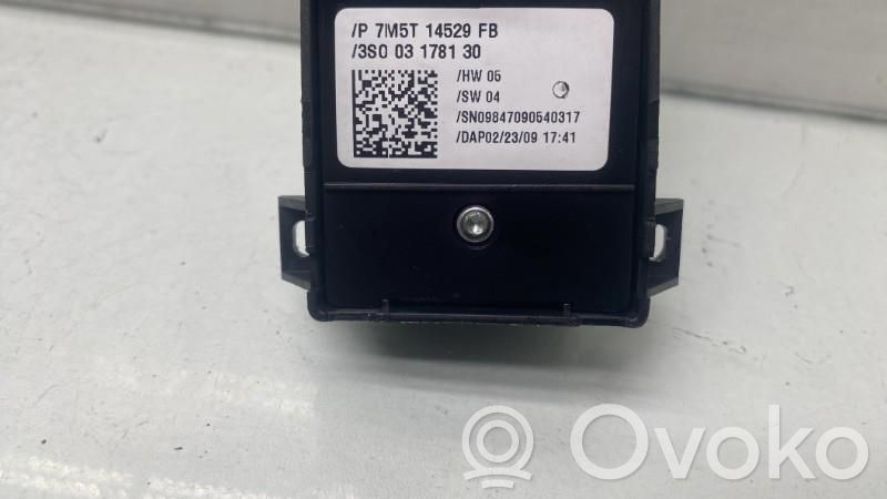Ford Focus Electric window control switch 