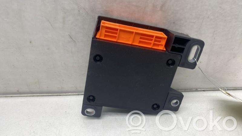 Unitate/modul de comandă airbaguri   8201385569