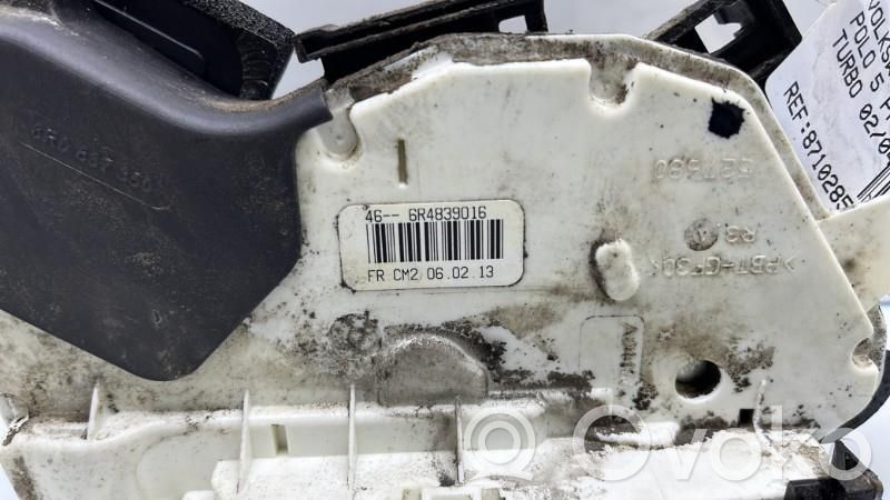 Volkswagen Polo V 6R Zamek drzwi tylnych 
