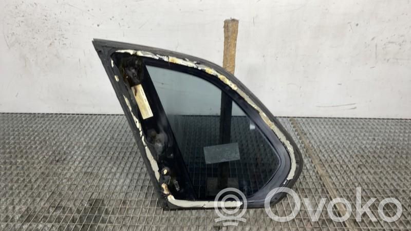 BMW X5 E70 Vitre latérale arrière 