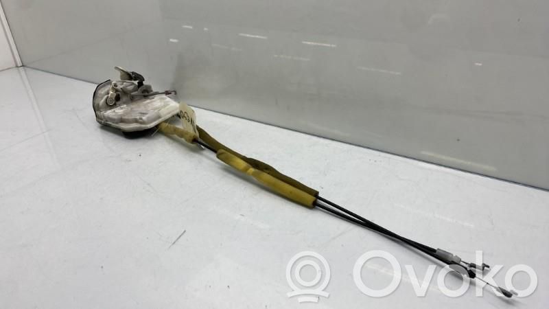 Mazda 2 Front door lock 