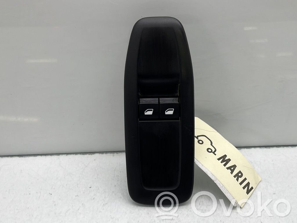 Peugeot 208 I Electric window control switch 