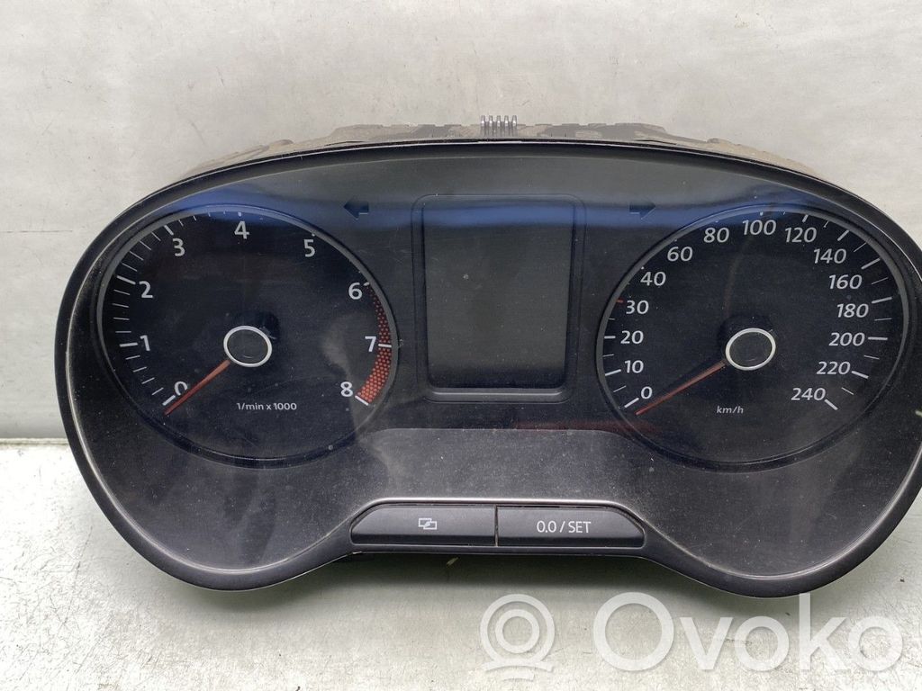 Volkswagen Polo V 6R Tachimetro (quadro strumenti)