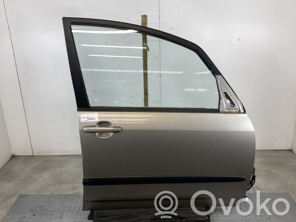 Toyota Corolla Verso E121 Priekinės durys 