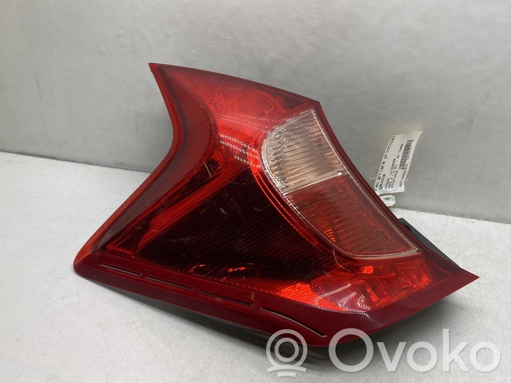 Nissan Note (E12) Rear/tail lights 
