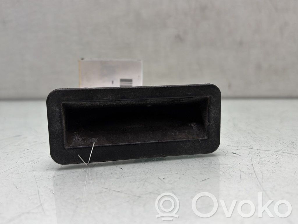 Ford Focus Tailgate opening switch 