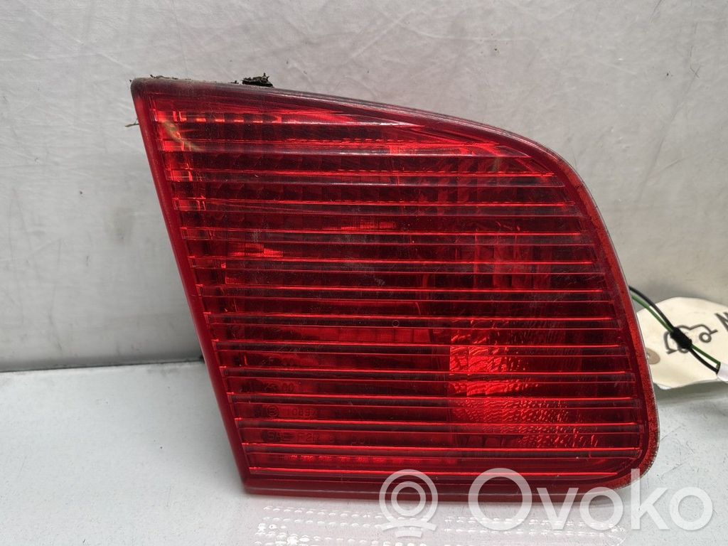 Saab 9-5 Takaluukun takavalot 