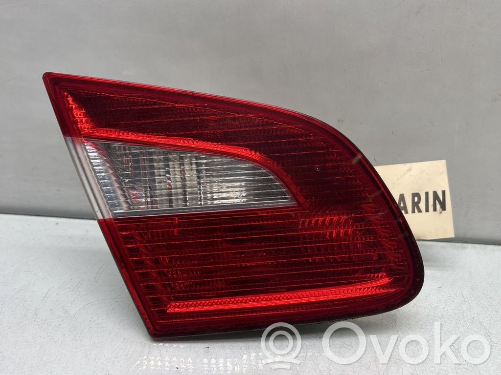 Skoda Superb B6 (3T) Lampă spate în capacul portbagajului 