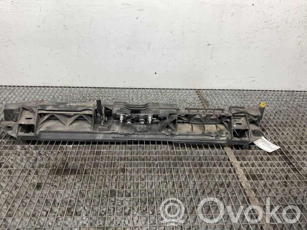 Peugeot 308 Staffa del pannello di supporto del radiatore parte superiore
