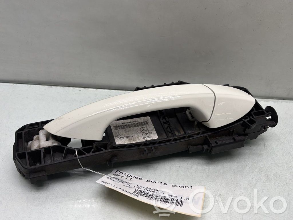 Mercedes-Benz A W176 Klamka zewnętrzna drzwi przednich 