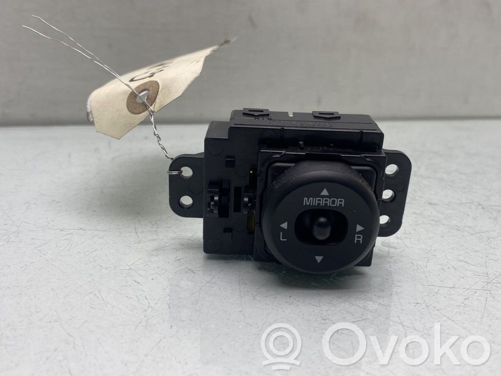 KIA Ceed Wing mirror switch 