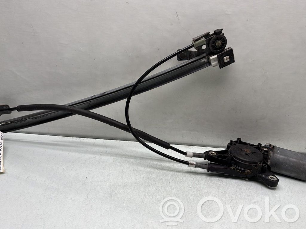 Peugeot 106 Elektryczny podnośnik szyby drzwi przednich 