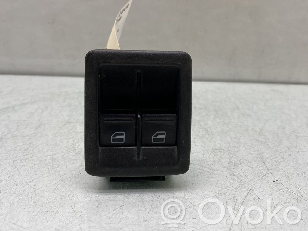 Volkswagen Scirocco Electric window control switch 