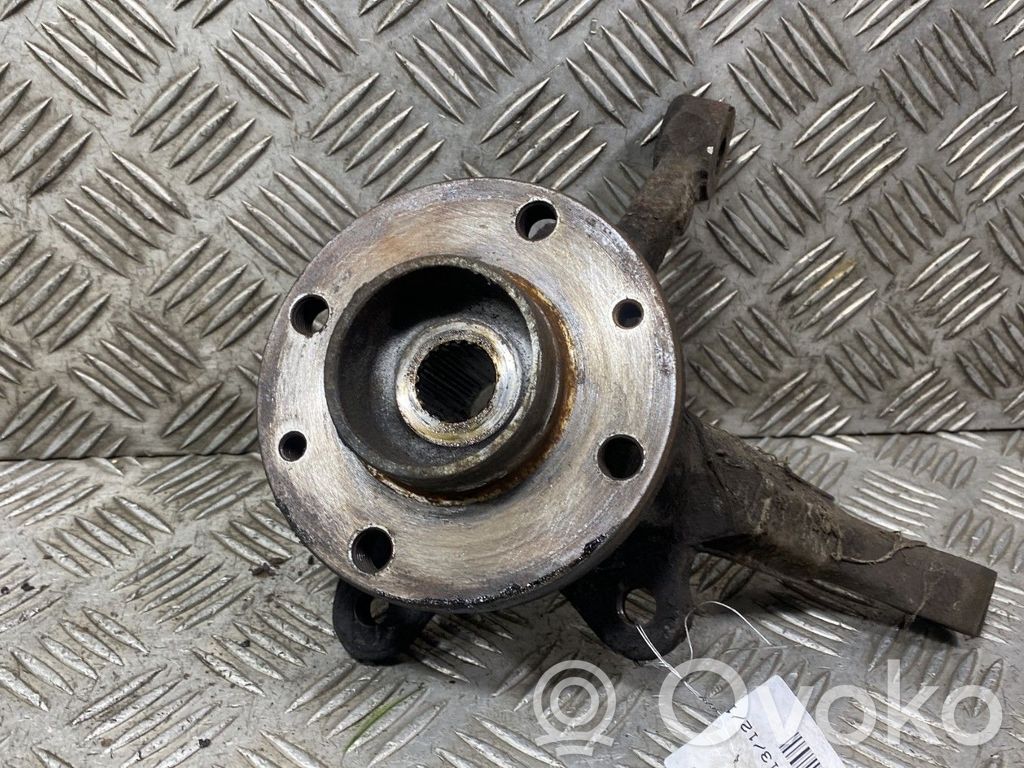Renault Clio I Mangueta de dirección de rueda delantera 