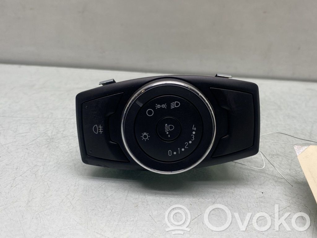 Ford Focus Light switch 