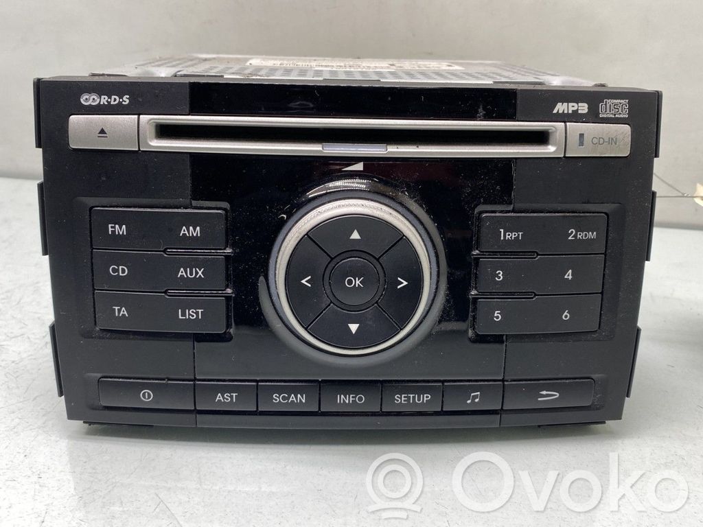 KIA Venga Panel / Radioodtwarzacz CD/DVD/GPS 