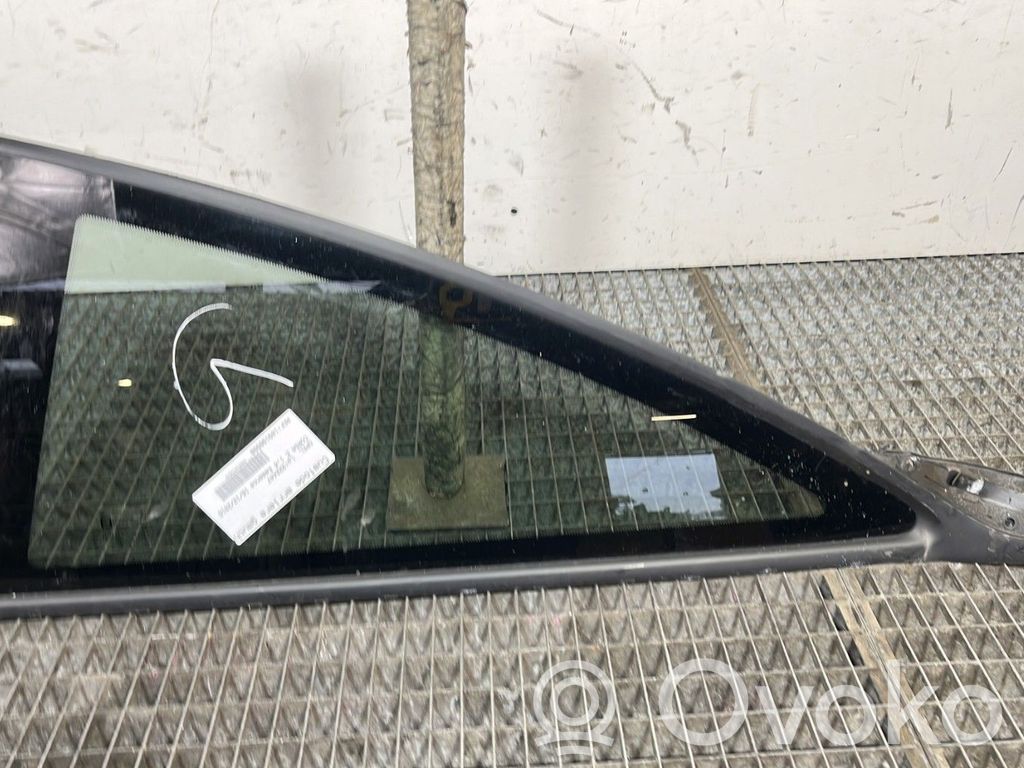 Opel Corsa E Rear side window 
