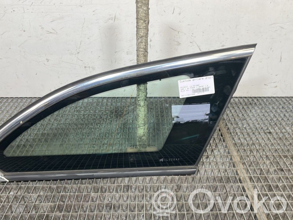 Peugeot 508 Rear side window 
