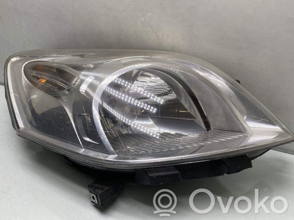 Fiat Fiorino Lampa przednia 