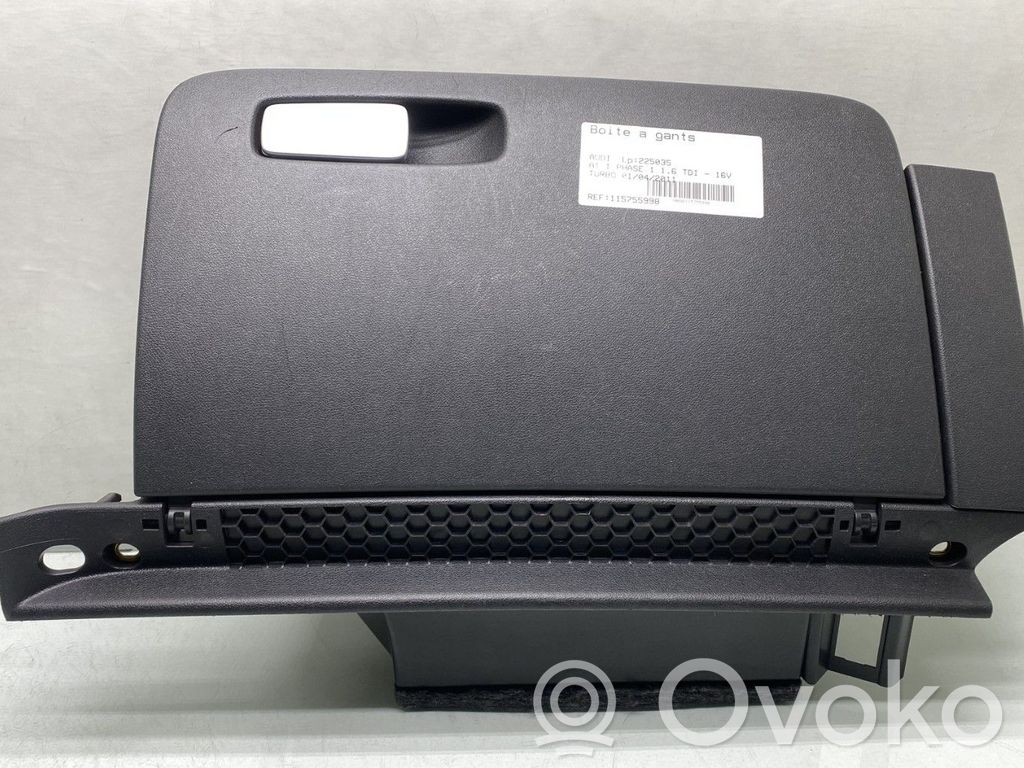 Audi A1 Juego guantera 