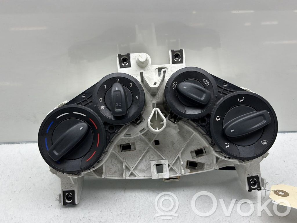 Climate control unit   1835200