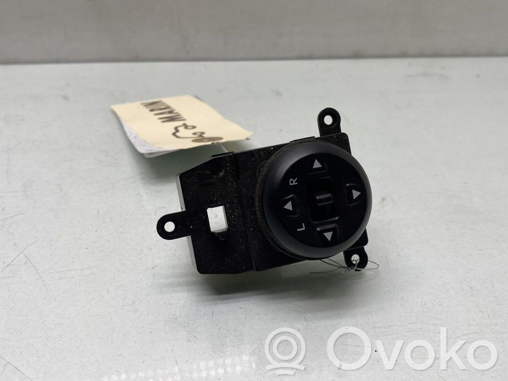 KIA Rio Wing mirror switch 