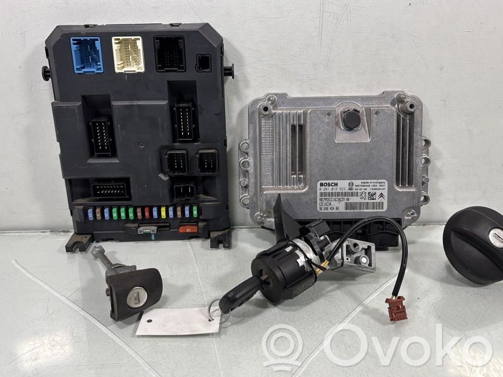 Peugeot 207 Kit calculateur ECU et verrouillage 