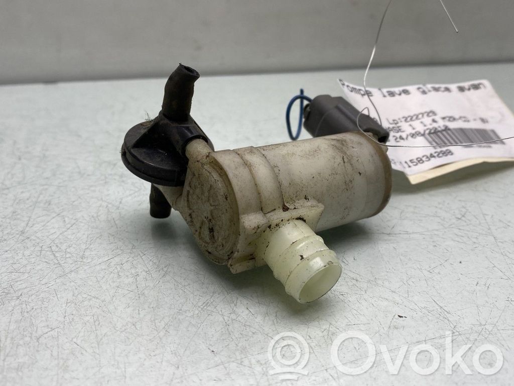 Mazda 2 Windscreen/windshield washer pump 