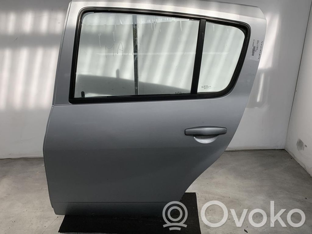 Dacia Sandero Puerta trasera 