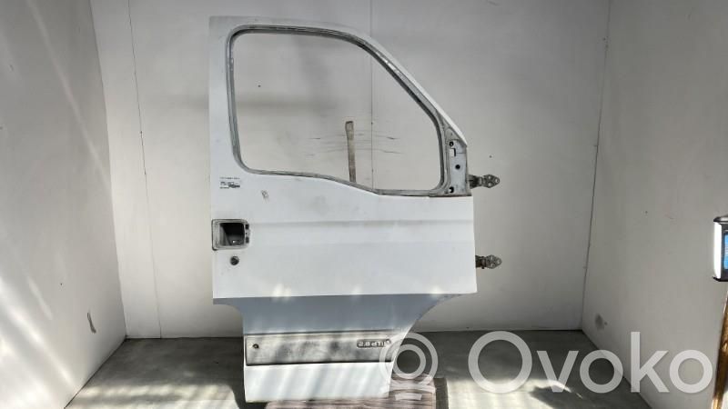 Puerta delantera   7751474637