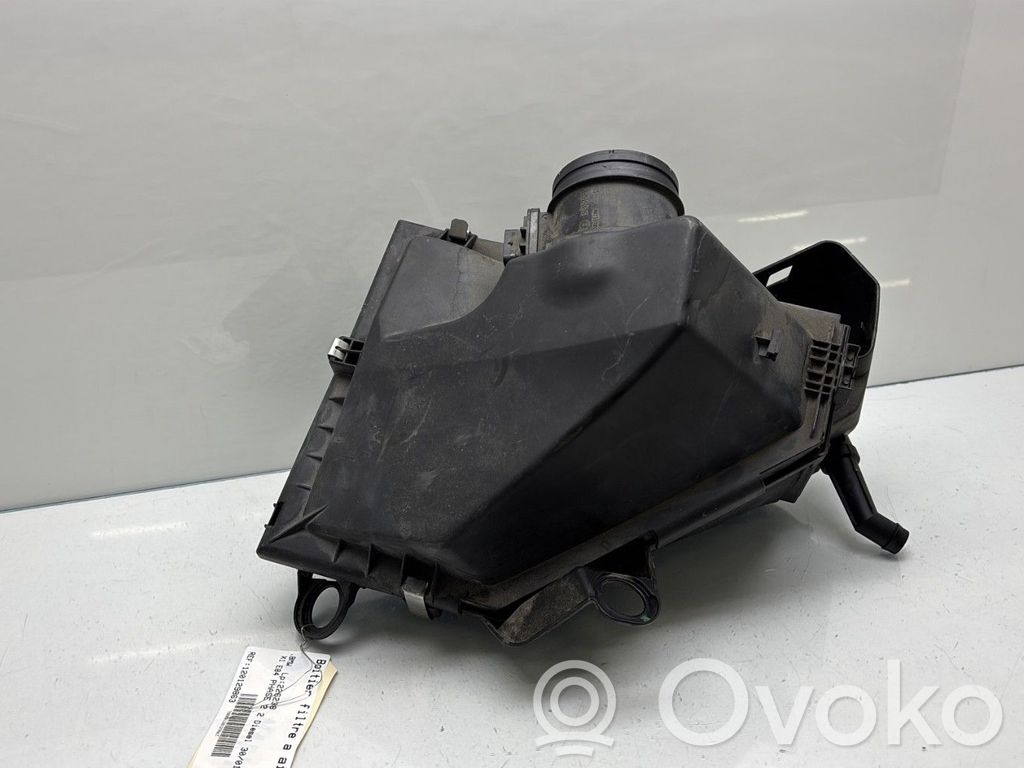 BMW X1 E84 Air filter box 