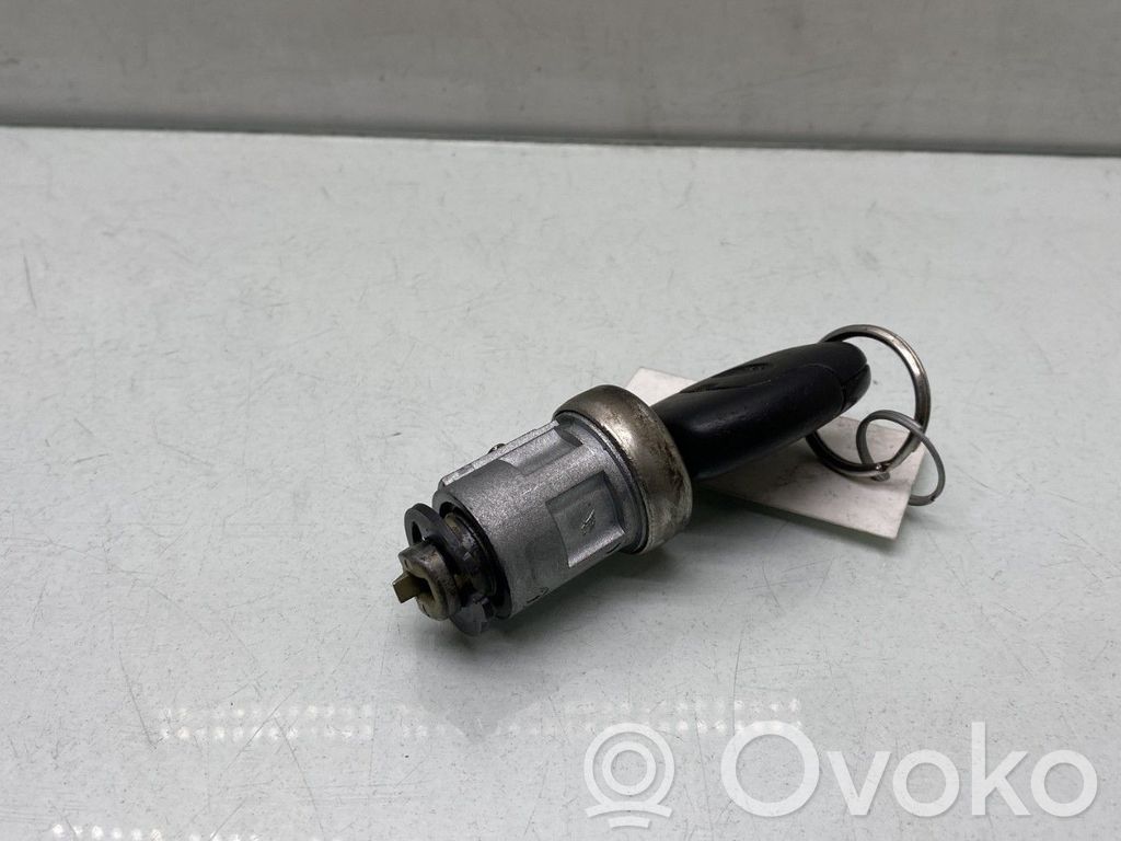 Ford Focus Užvedimo spynelė 