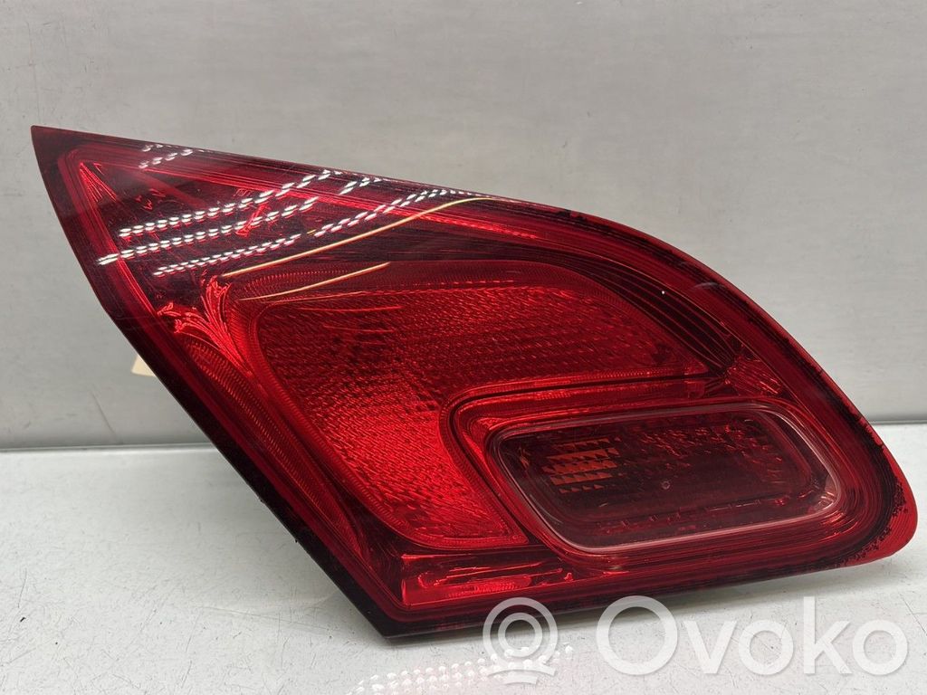 Opel Astra J Takaluukun takavalot 