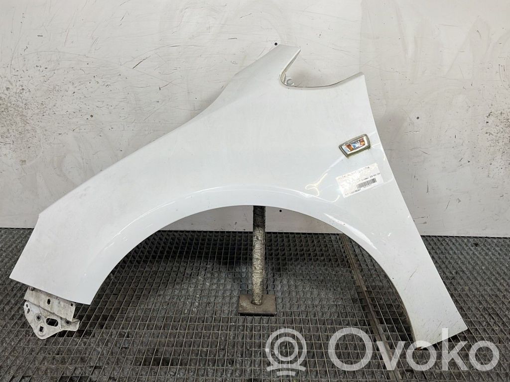 Opel Astra J Lokasuoja 