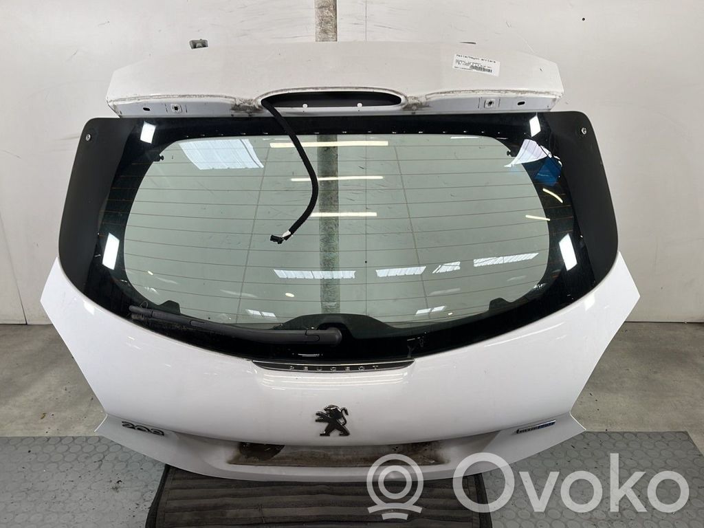 Peugeot 208 I Tylna klapa bagażnika 