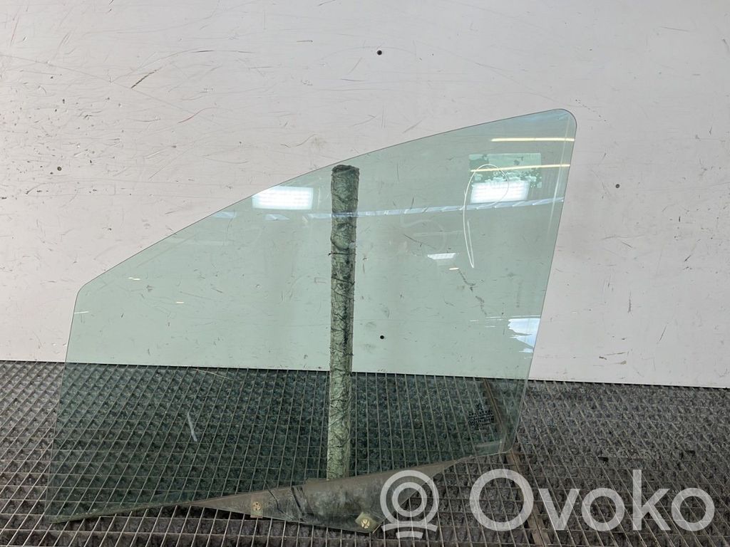 Peugeot 307 Etuoven ikkunalasi, neliovinen malli 