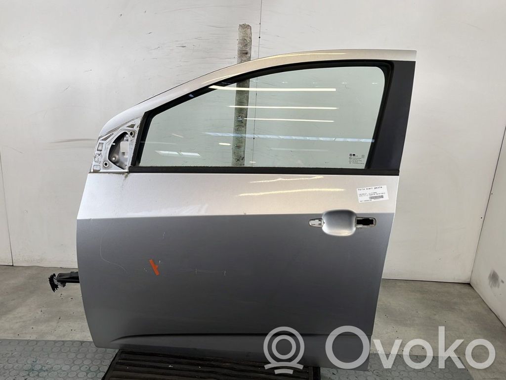 Chevrolet Aveo Puerta delantera 