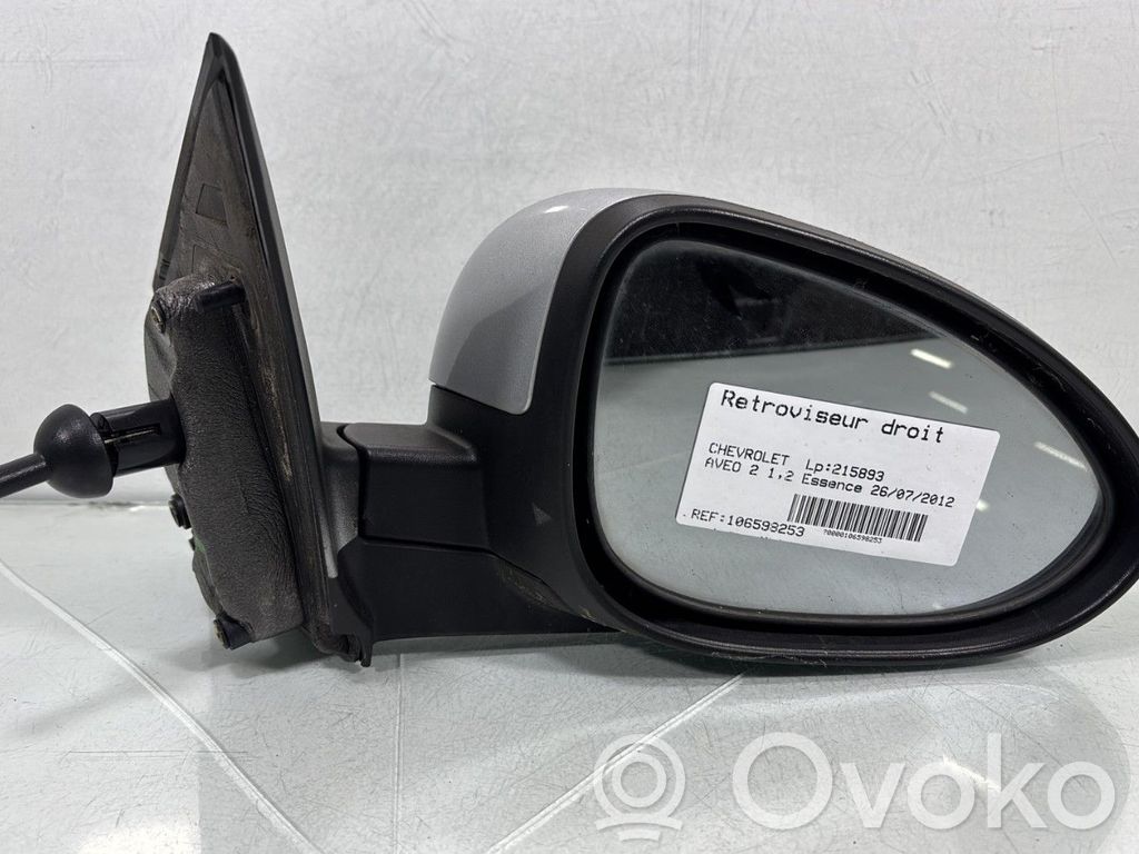 Chevrolet Aveo Espejo lateral manual 