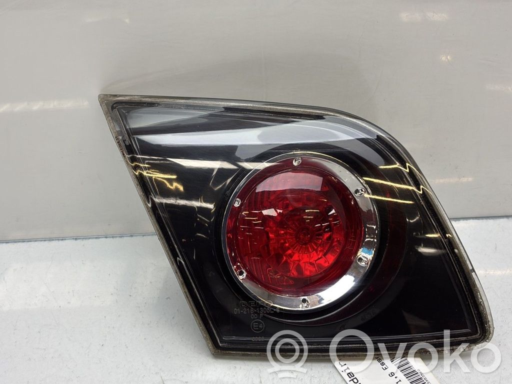 Mazda 3 I Lampy tylnej klapy bagażnika 