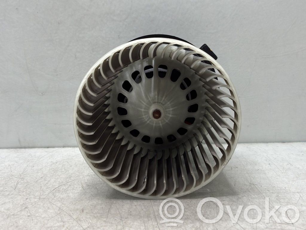 Peugeot 208 II Ventilator aerotermă 