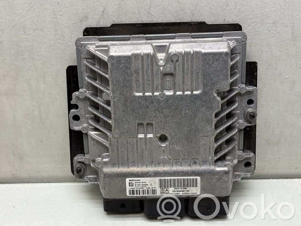 Peugeot 5008 Engine control unit/module 