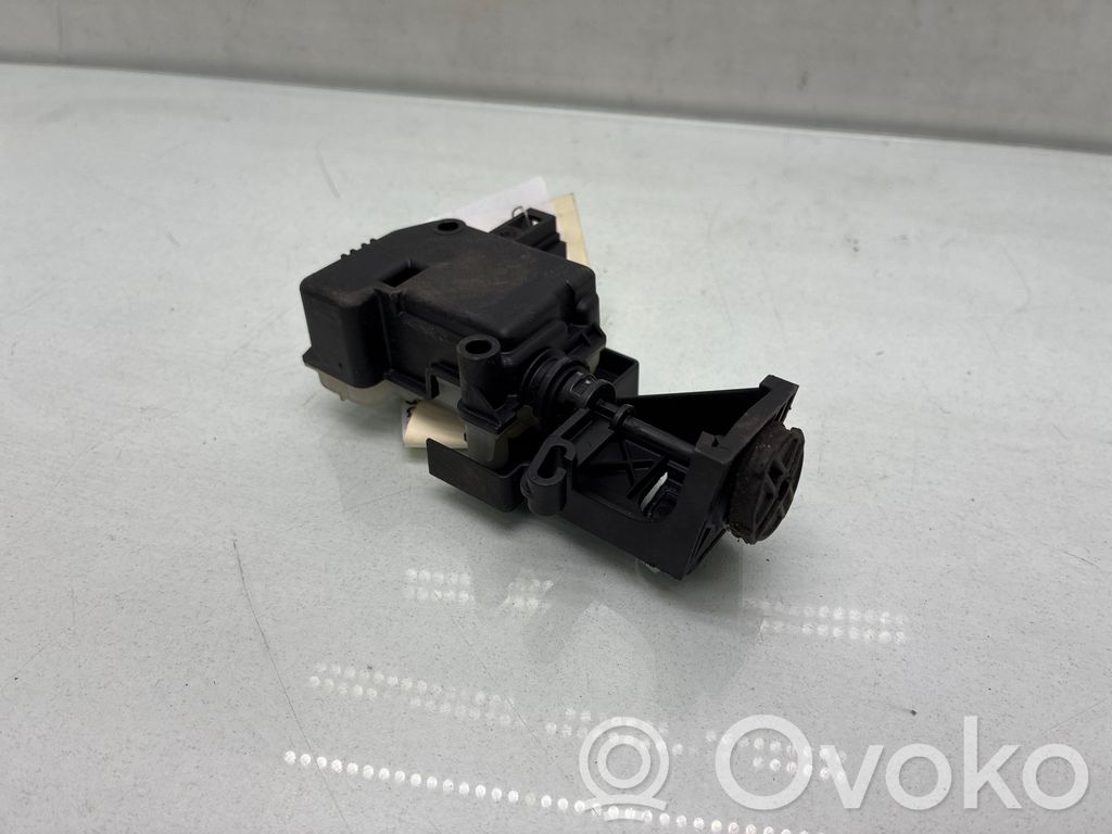 Mercedes-Benz E C207 W207 Motor blocare bușon rezervor combustibil 
