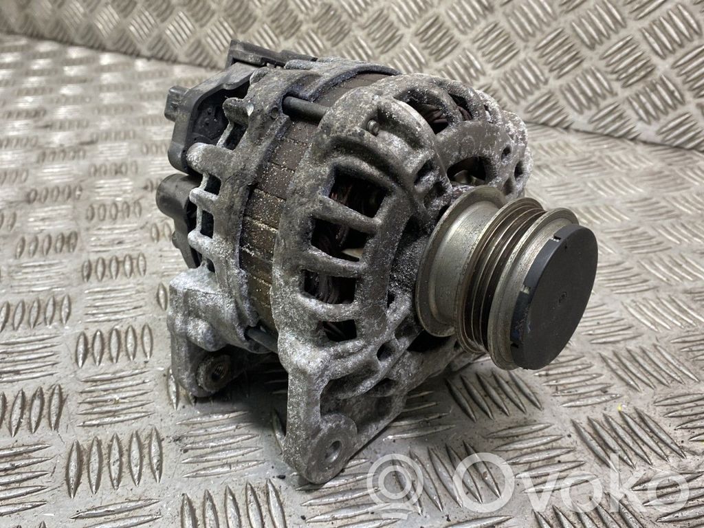 Dacia Sandero Generator/alternator 
