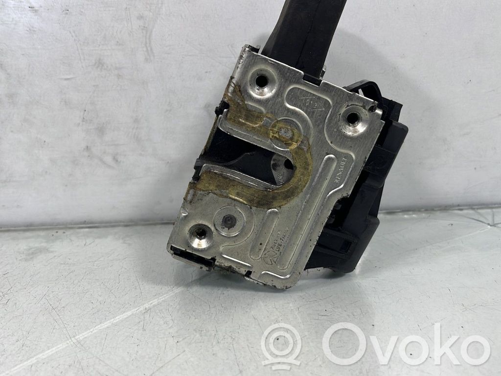 Dacia Sandero Front door lock 