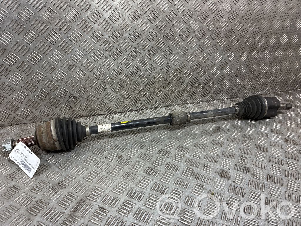 Opel Corsa E Priekinis pusašis 