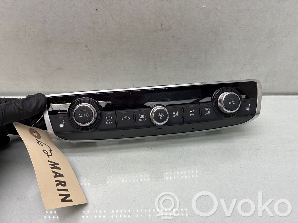 Audi Q2 - Climate control unit 
