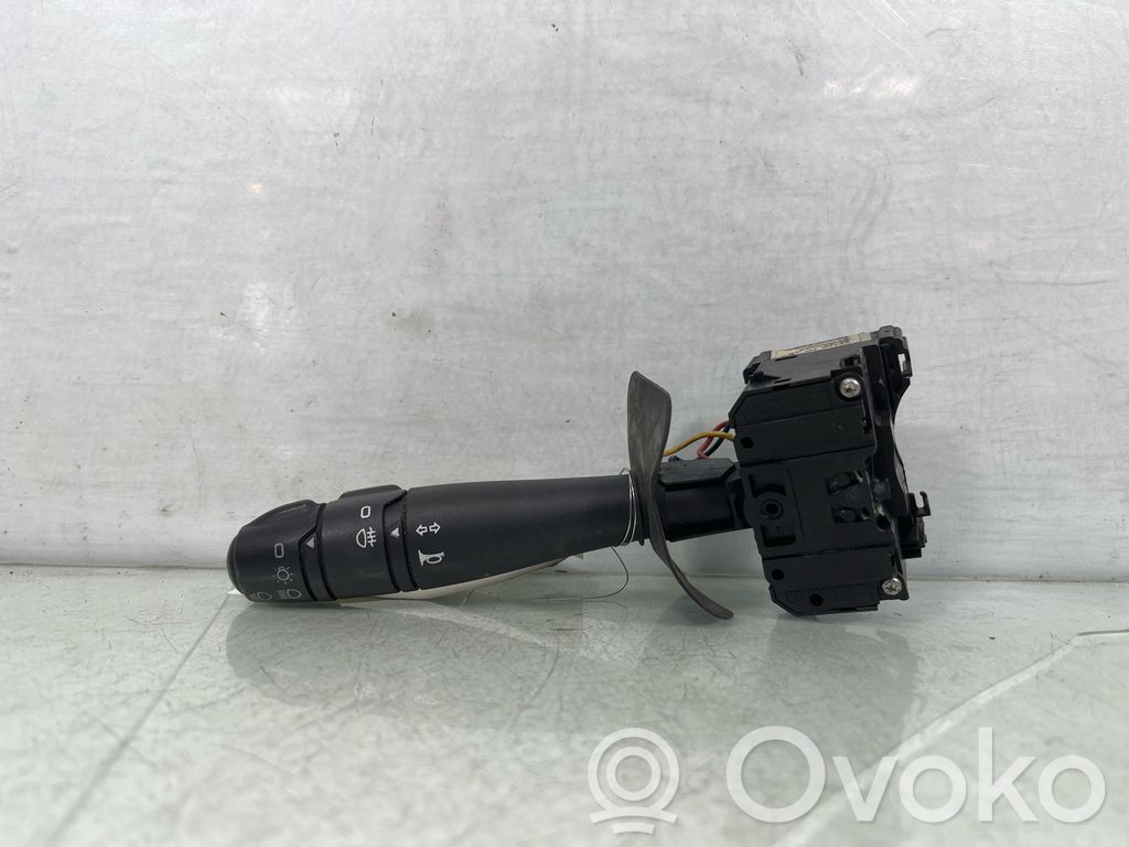 Dacia Sandero Indicator stalk 